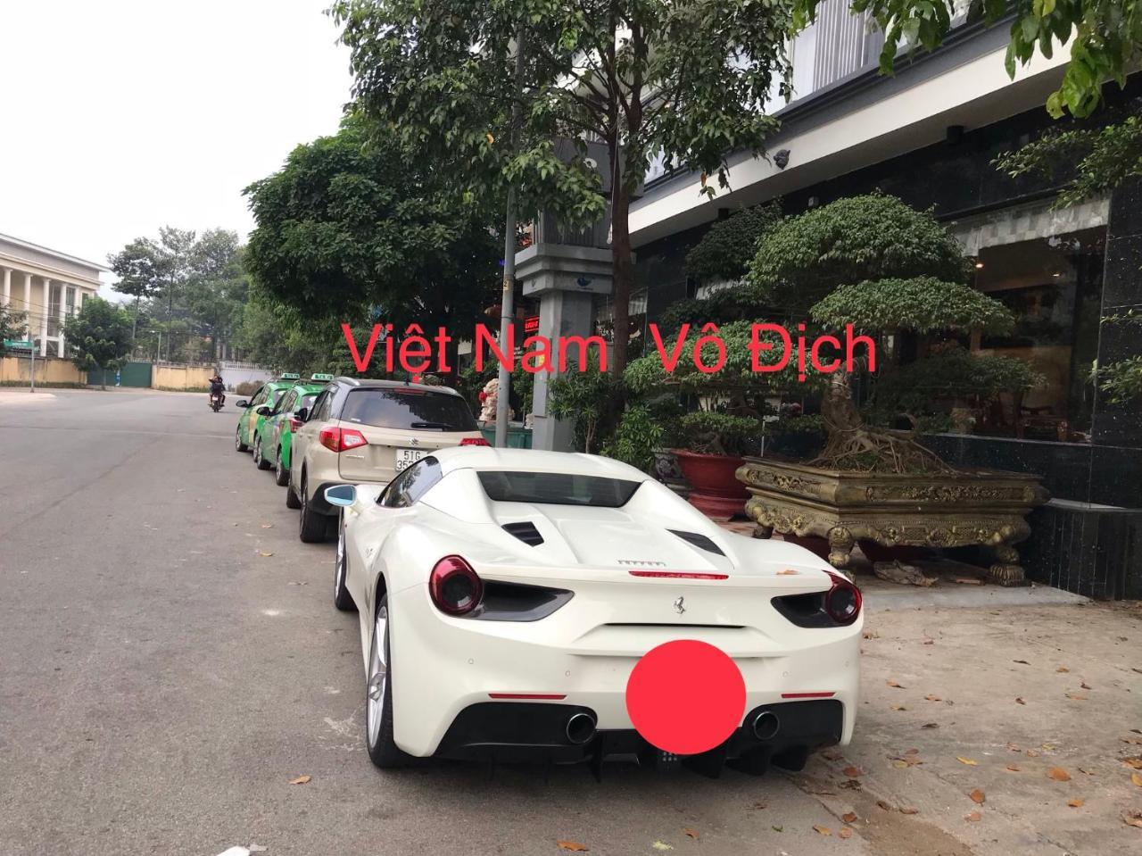 ロング バオ チャウ ホテル Thu Dau Mot エクステリア 写真